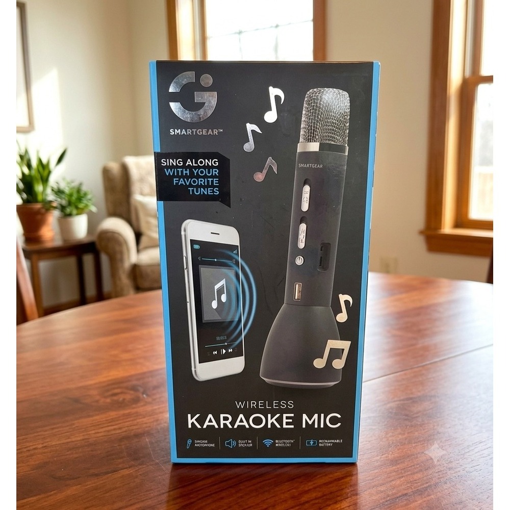 SmartGear Wireless Karaoke Mic Bluetooth Built-in Speaker Echo FX Black